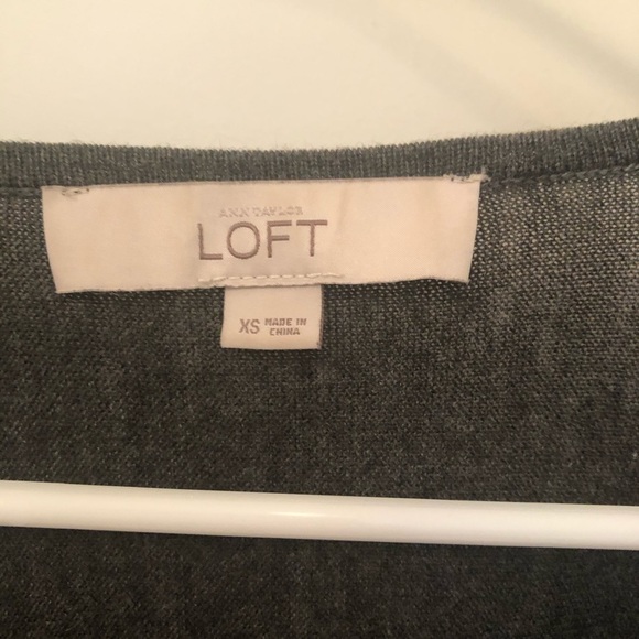 2/$30 - Loft - Gray Draped Open Front Cardigan Lightweight Waterfall Sweater - Picture 4 of 5